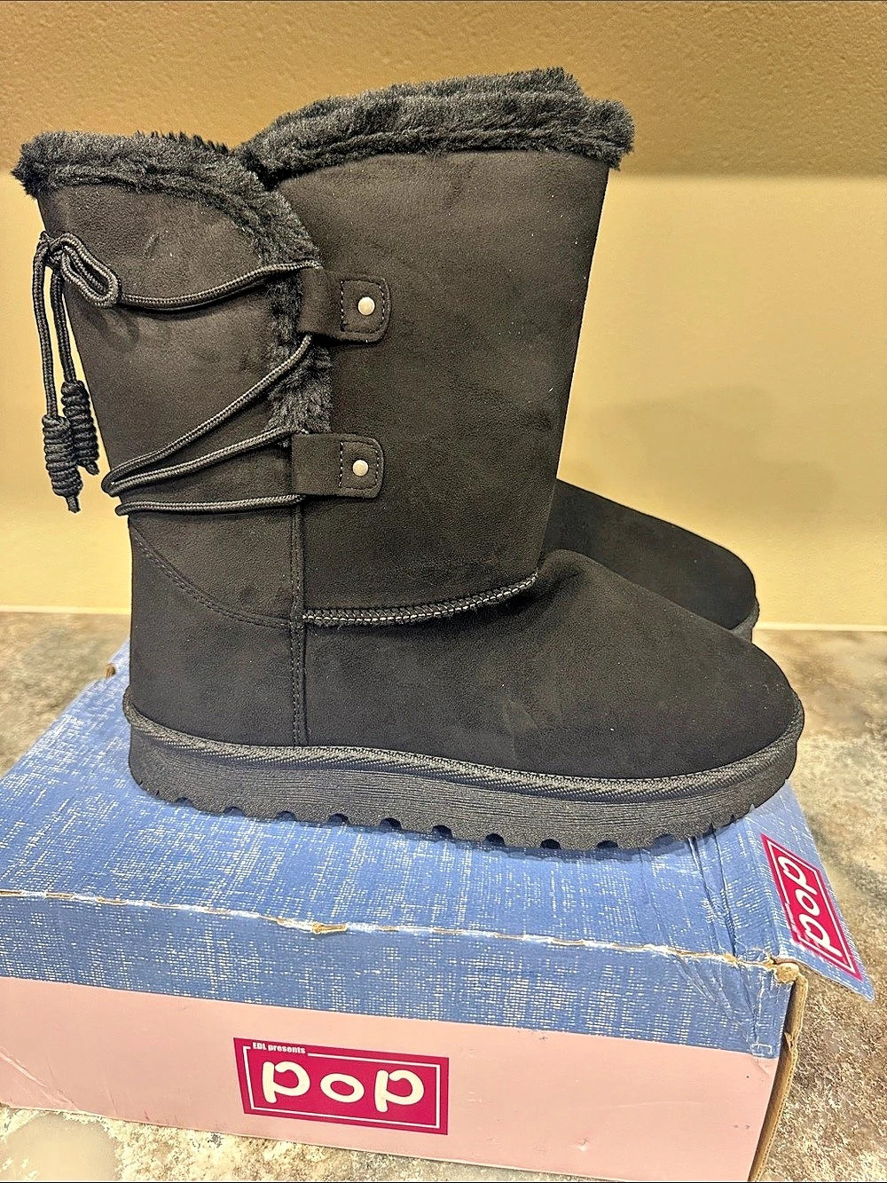 Pop Black Winter Boots US 10 M